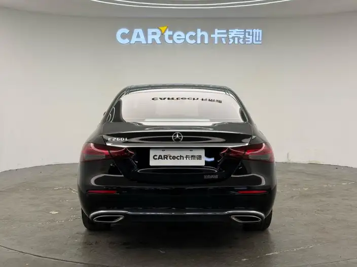 Mercedes-Benz E-Class 2022 Model E 260 L sedan – фото 6
