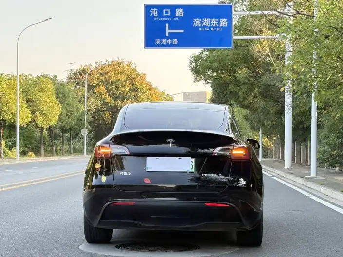 Model Y 2022 Model Facelift Rear-wheel drive version – фото 6