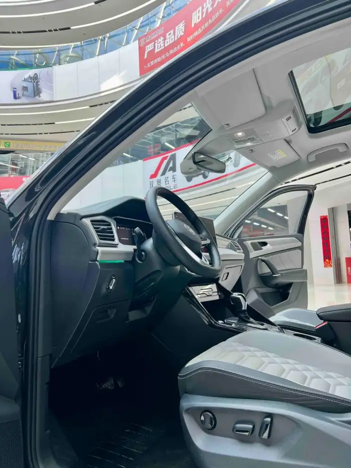 Volkswagen Tayron 2023 Model 330TSI 2WD R-Line High Power Edition – фото 8