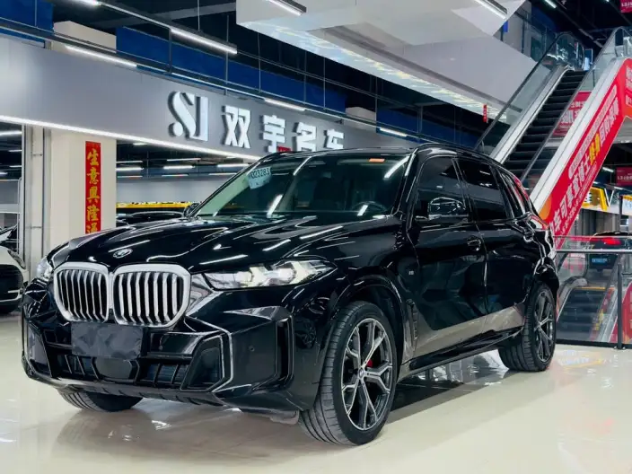 BMW X5 2023 Model xDrive30Li Exclusive Model M Sports Night Set