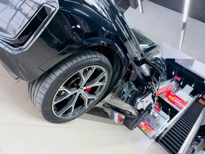 BMW X5 2023 Model xDrive30Li Exclusive Model M Sports Night Set – фото 8