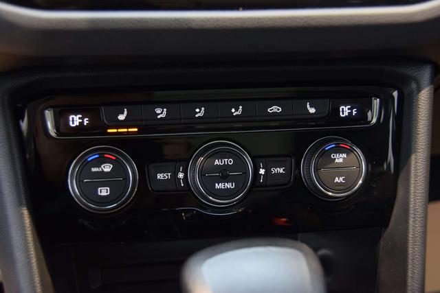 Volkswagen Tiguan L 2021 330 TSI Automatic FWD R-Line Enjoyment – фото 11