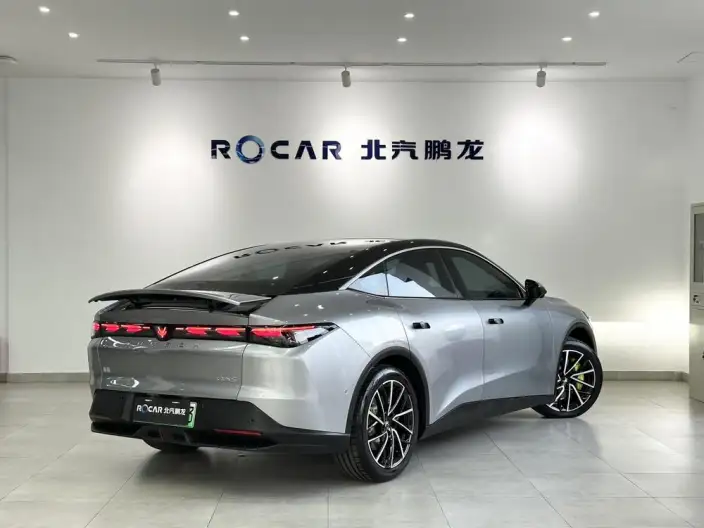 Arcfox α-S 5 2024 Model 708MAX 200kW – фото 6