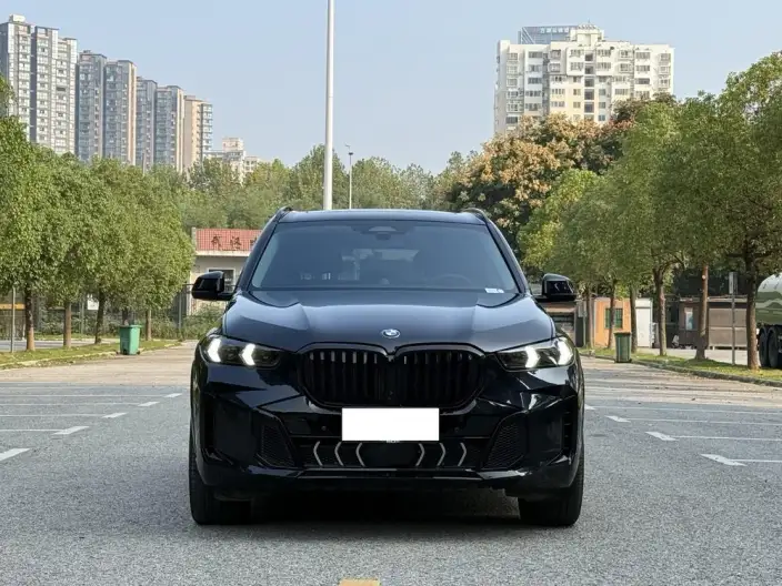 BMW X5 2023 Model xDrive30Li Exclusive Model M Sports Set