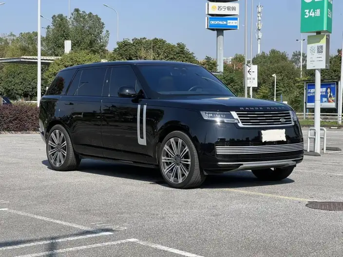 Range Rover 2025 Model 3.0 L6 400PS Shengshi Extended Edition 7 seat