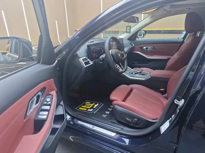BMW 3 Series 2025 Model 325i M Sports Set – фото 8