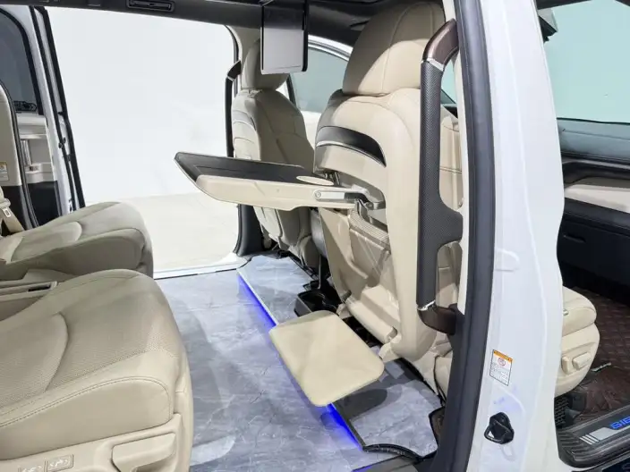 Toyota Sienna 2023 Model Facelift Hybrid 2.5L Supreme Edition – фото 7