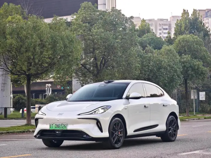 IM LS6 2023 Model Max Standard Edition