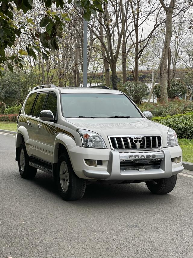 Toyota Prado 2007 модификация 4.0 автоматическая Tiptronic VX – фото 3