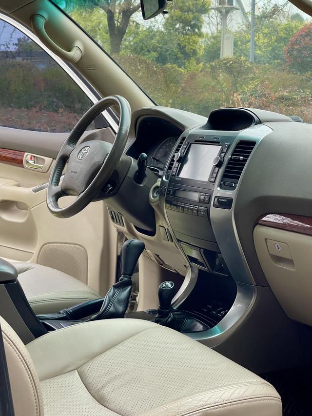 Toyota Prado 2007 модификация 4.0 автоматическая Tiptronic VX – фото 4