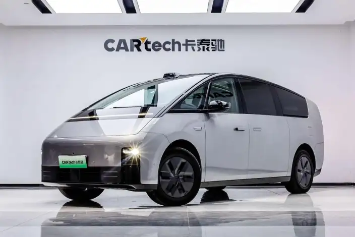Li Auto MEGA 2024 Model Ultra Edition – фото 1