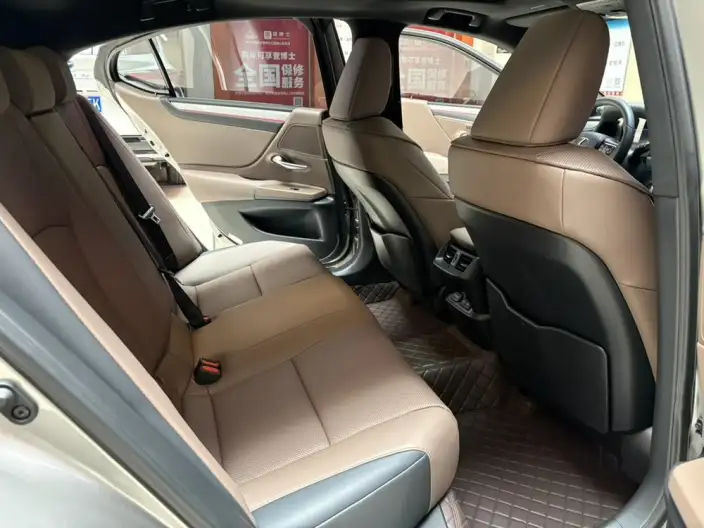 Lexus ES 2025 Model 200 Premium – фото 10