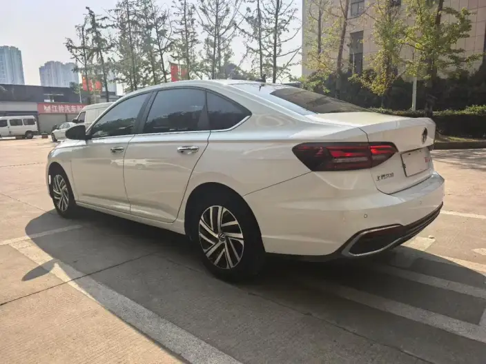 Volkswagen Lavida 2024 Model 1.5L Automatic Five million editions – фото 4