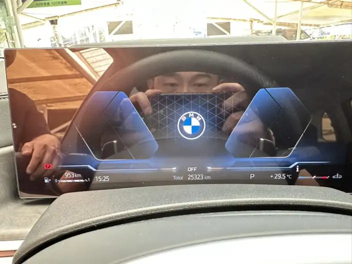 BMW X5 2023 Model xDrive30Li Exclusive Model M Sports Set – фото 9
