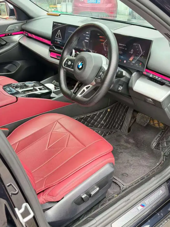 BMW 5 Series 2025 Model 530Li Leading Model M Sports Set – фото 6