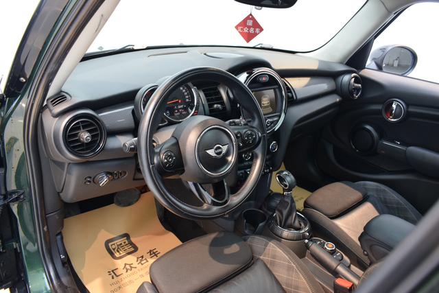 MINI 2015 1.5T COOPER Fun 5-door – фото 5