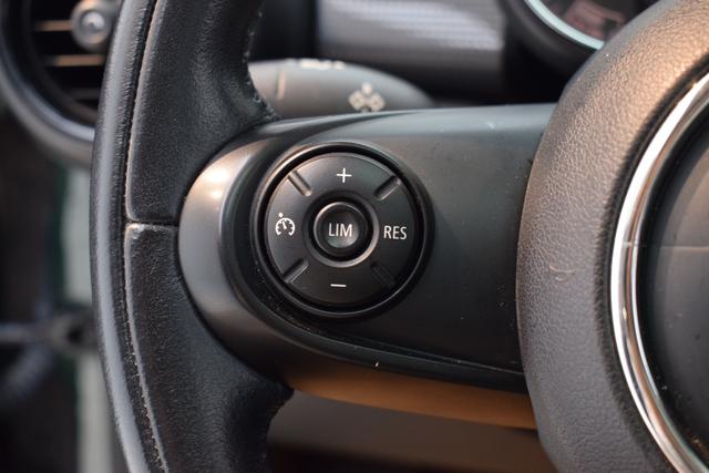 MINI 2015 1.5T COOPER Fun 5-door – фото 11