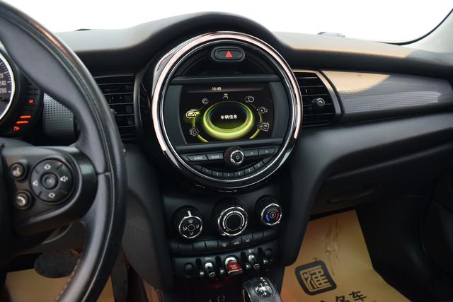MINI 2015 1.5T COOPER Fun 5-door – фото 12