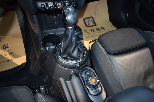 MINI 2015 1.5T COOPER Fun 5-door – фото 15