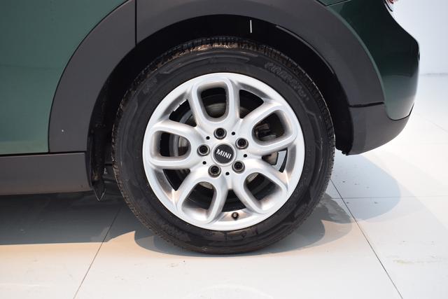 MINI 2015 1.5T COOPER Fun 5-door – фото 18
