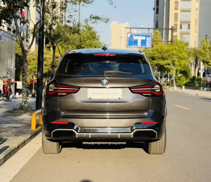 BMW iX3 2022 Model Leading Model – фото 4