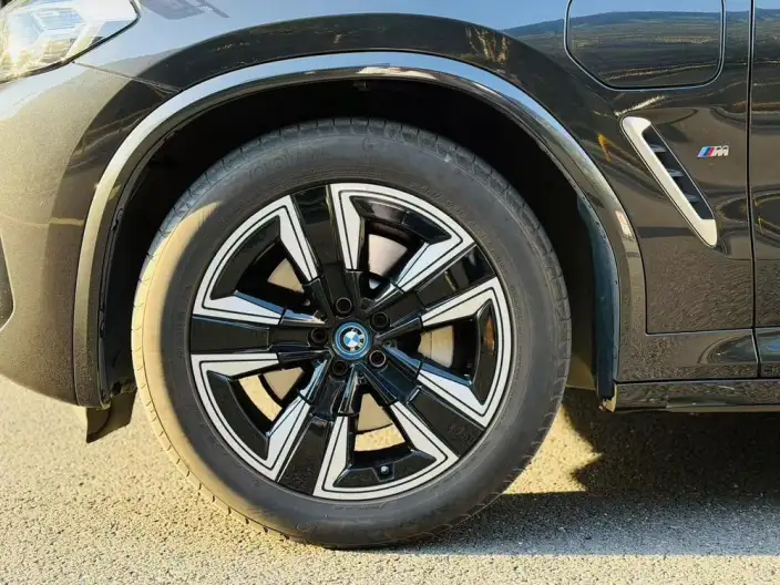 BMW iX3 2022 Model Leading Model – фото 6