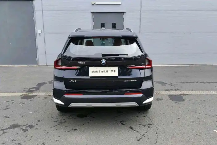 BMW X1 2026 Model sDrive25Li X Design Set – фото 4