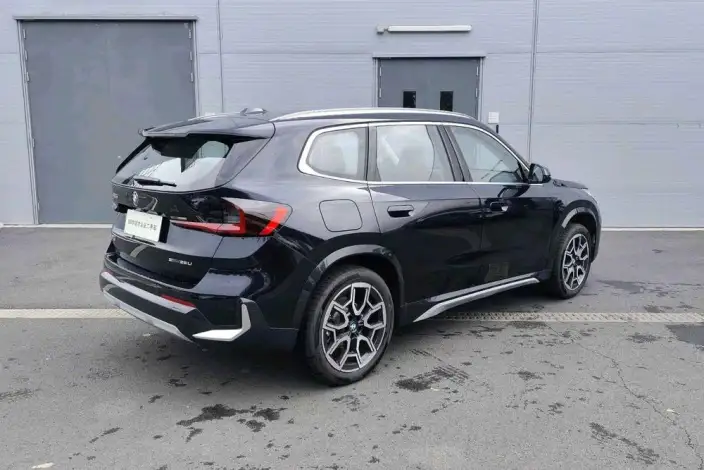 BMW X1 2026 Model sDrive25Li X Design Set – фото 5