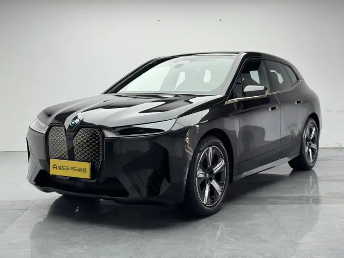BMW iX 2022 Model xDrive40 – фото 1