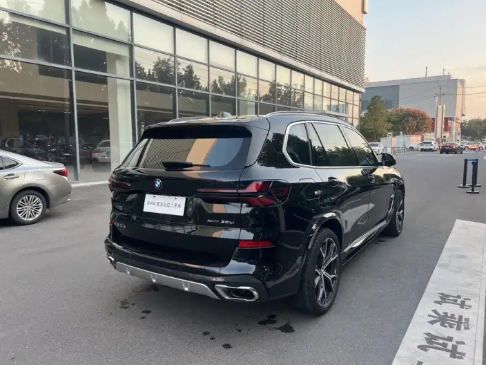 BMW X5 2023 Model xDrive30Li M Sports Set – фото 6