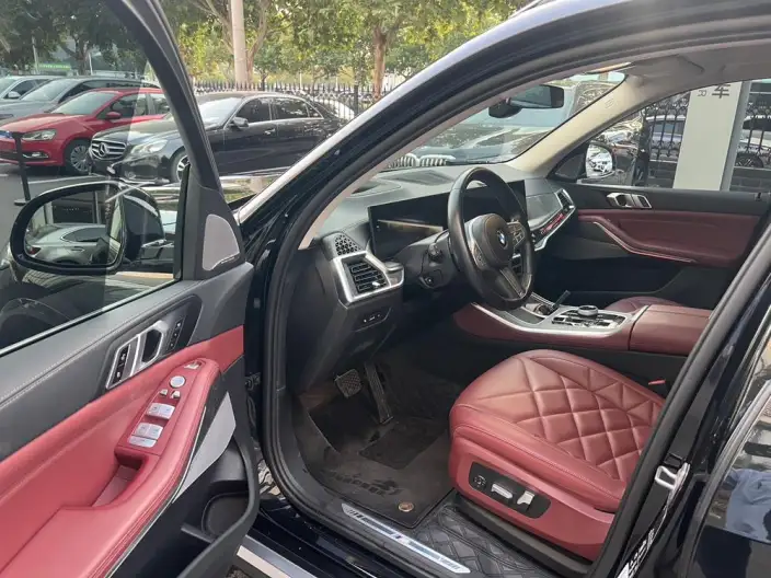 BMW X5 2023 Model xDrive30Li M Sports Set – фото 8