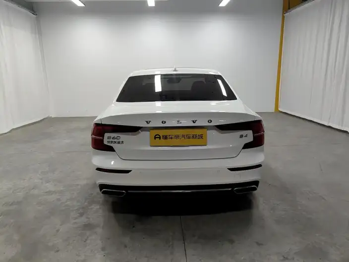 Volvo S60 2022 Model B4 Smart Range Deluxe Edition – фото 6