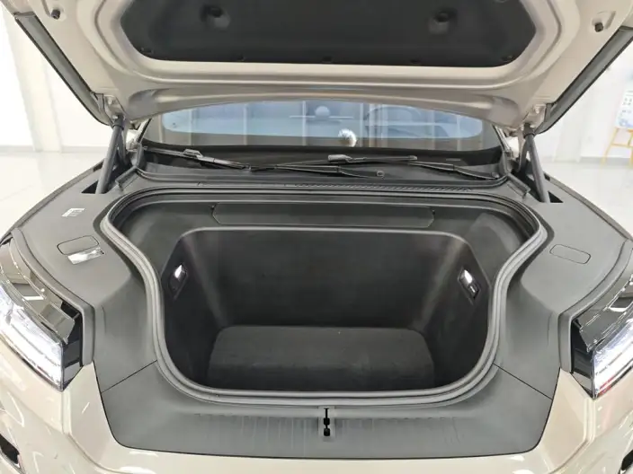 NIO ES8 2026 Model VI seat Executive Signature Edition – фото 7