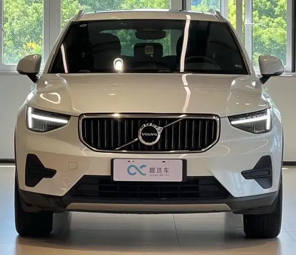 Volvo XC40 2024 Model B3 Smart Range Deluxe Edition