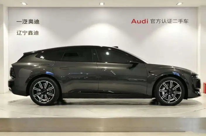 AUDI E5 Sportback 2026 Model Pioneer quattro Model – фото 5