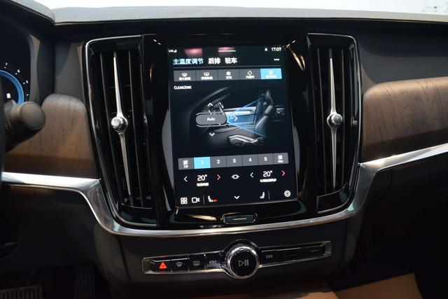 Volvo S90 2025 B5 Intelligent Long Range Luxury Edition – фото 12