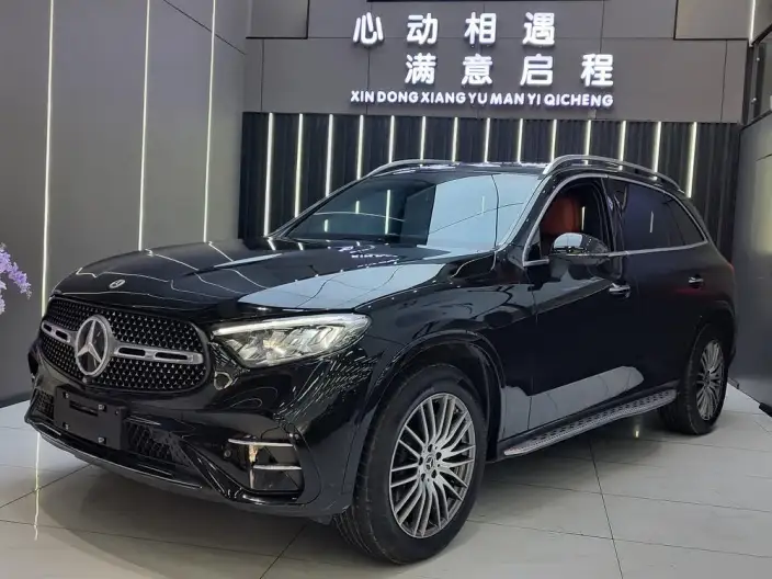 Mercedes-Benz GLC 2023 Model GLC 300 L 4MATIC Dynamic Model 7 seat – фото 1