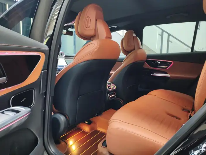Mercedes-Benz GLC 2023 Model GLC 300 L 4MATIC Dynamic Model 7 seat – фото 9