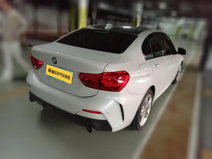 BMW 1 Series 2021 Model Facelift 120i M Sports Night Edition – фото 2
