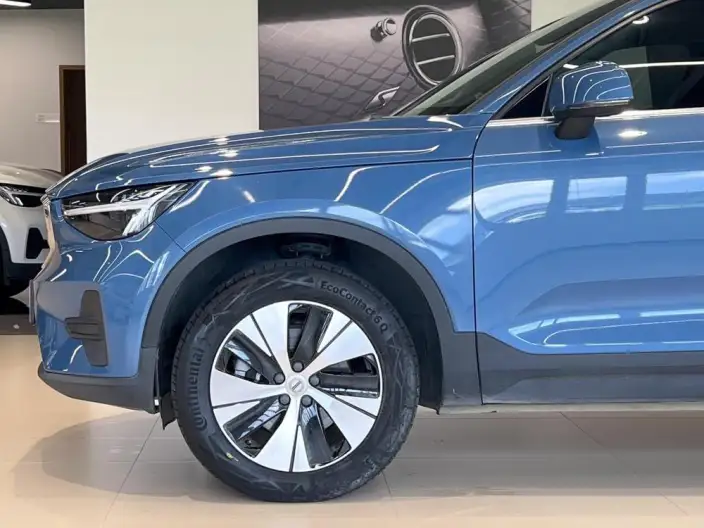 Volvo XC40 2024 Model B3 Smart Range Deluxe Edition – фото 8