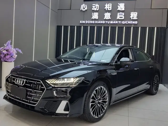Audi A7 L 2024 Model 45 TFSI Luxury Model – фото 1