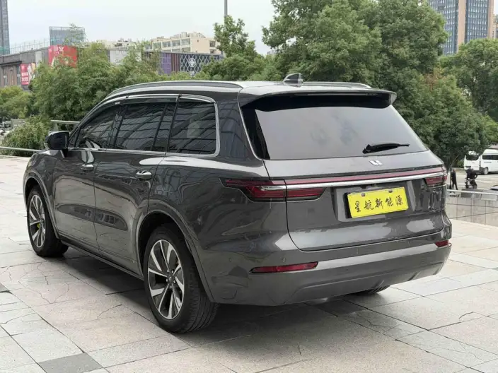 Li Auto ONE 2021 Model Extended Range 6 seat Edition – фото 5