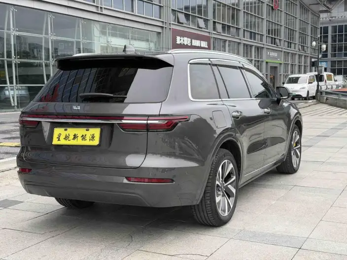 Li Auto ONE 2021 Model Extended Range 6 seat Edition – фото 7