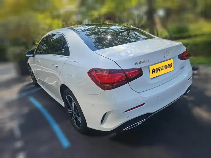 Mercedes-Benz A-class 2024 Model Facelift II A 200 L Fashion Edition – фото 4
