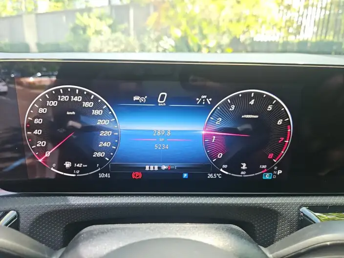 Mercedes-Benz A-class 2024 Model Facelift II A 200 L Fashion Edition – фото 6