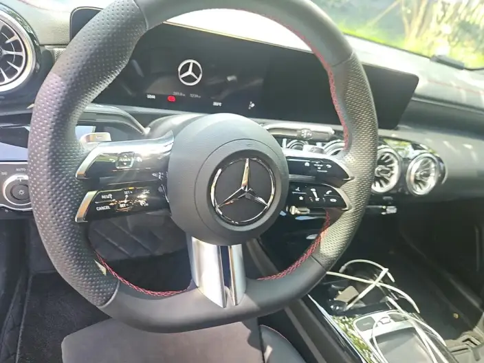 Mercedes-Benz A-class 2024 Model Facelift II A 200 L Fashion Edition – фото 7