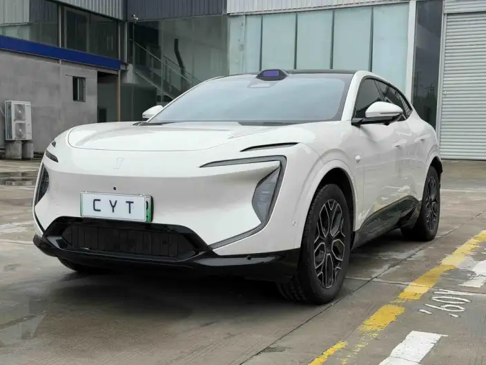 Avatr 07 2026 Model Ultra 4WD EV Edition – фото 1