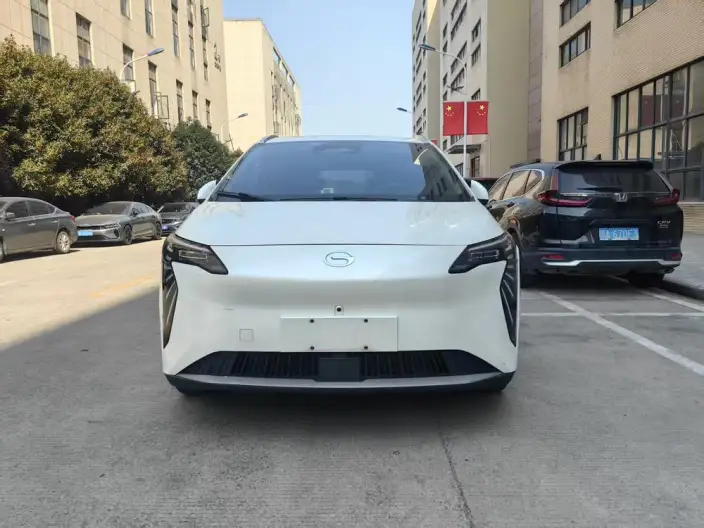 AION Y 2023 Model Plus 510 Smart collar Edition