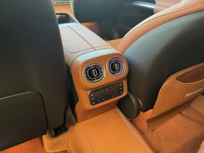 Mercedes-Benz GLC 2025 Model GLC 300 L 4MATIC Dynamic Model 5 seat – фото 4
