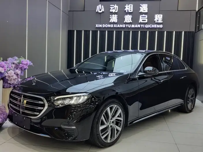 Mercedes-Benz E-Class 2024 Model E 300 L Fashion Model sedan – фото 1